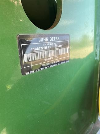 Image of John Deere 1725C equipment image 2