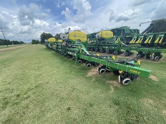 Image of John Deere 1725C Primary image