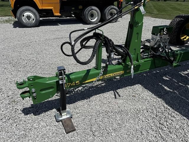 Image of John Deere 1745 equipment image 1
