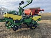 Thumbnail image John Deere 1765 3