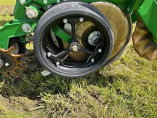 Main image John Deere 1775 12