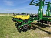 Thumbnail image John Deere 1775 1