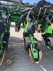 Main image John Deere 1775 9