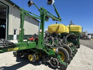 2022 John Deere 1775 Image
