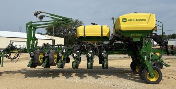 Image of John Deere 1775 Image 0