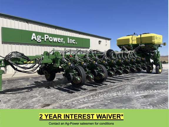 2022 John Deere 1775 Equipment Image0