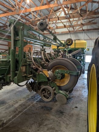Image of John Deere 1775 equipment image 1