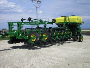 2022 John Deere 1775 Image