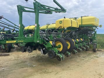 Main image John Deere 1775
