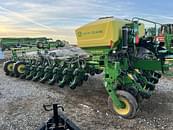 Thumbnail image John Deere 1775 3