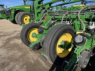 Main image John Deere 1775 12