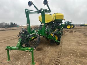 2022 John Deere 1775 Image