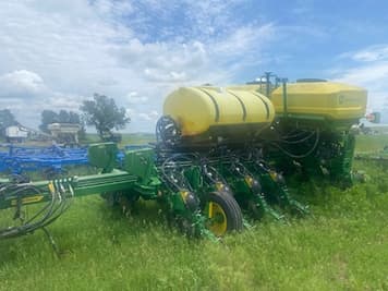 Main image John Deere 1775