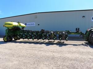 2022 John Deere 1775 Image