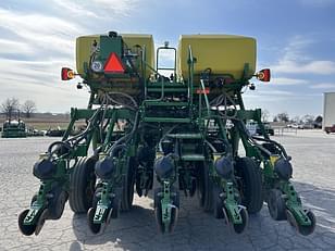 Main image John Deere 1795 4