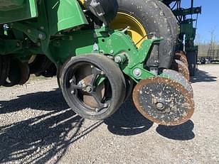 Main image John Deere 1795 3