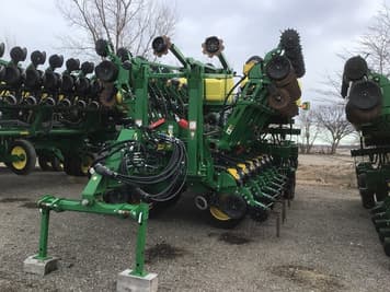 Main image John Deere 1795