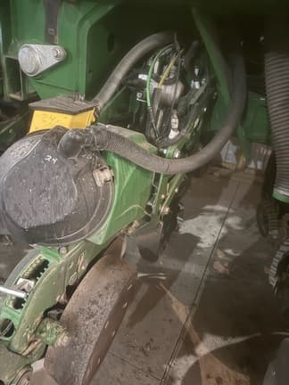 Image of John Deere 1795 equipment image 2