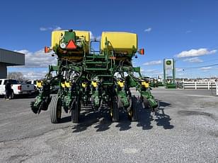 Main image John Deere 1795 8