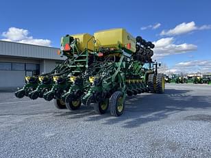 Main image John Deere 1795 9