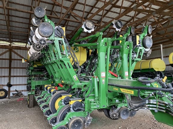 Main image John Deere 1795