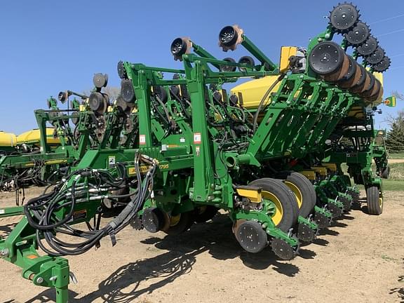 Image of John Deere 1795 Primary image