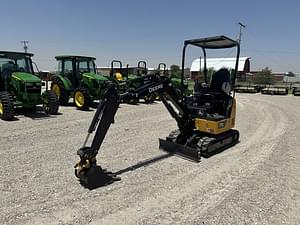 2022 John Deere 17G Image