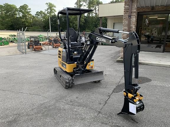 Main image John Deere 17G 3