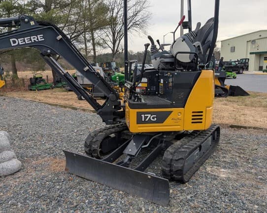 Image of John Deere 17G equipment image 2