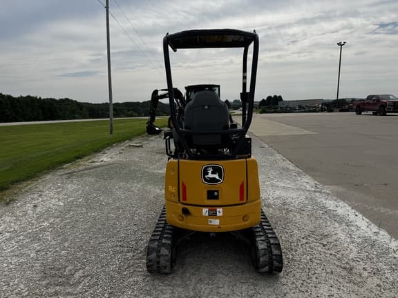 Image of John Deere 17G equipment image 3