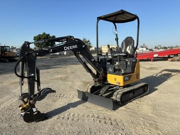 Main image John Deere 17G