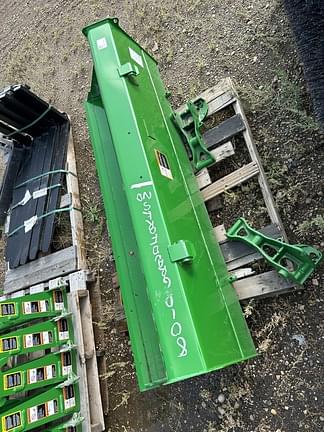 Image of John Deere Bucket equipment image 3