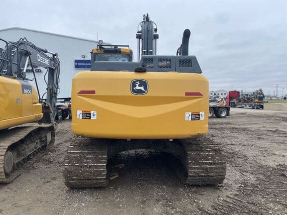 Image of John Deere 200G equipment image 2