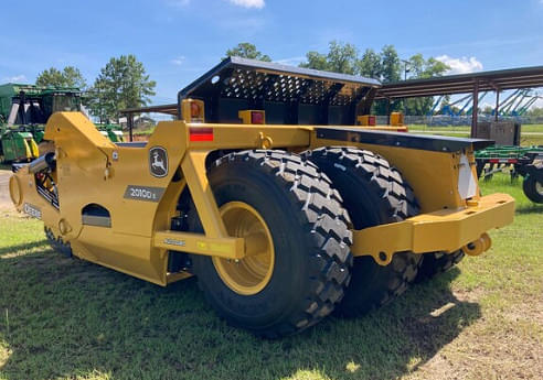 Image of John Deere 2010DE equipment image 2