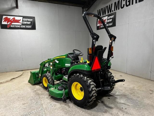 Image of John Deere 2025R equipment image 2
