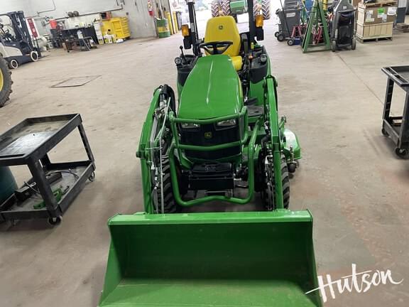 Image of John Deere 2025R equipment image 3