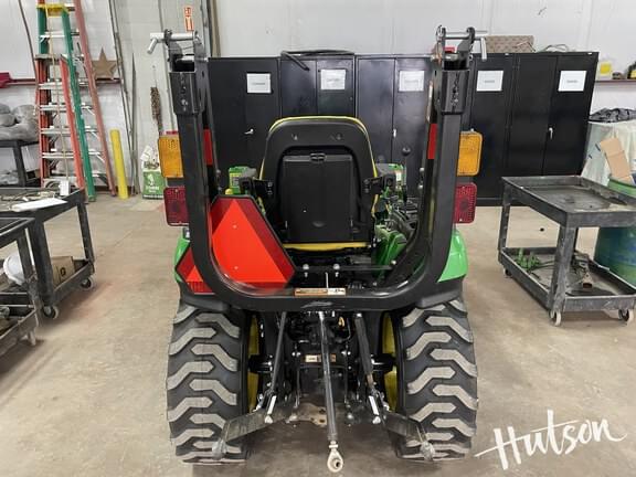 Image of John Deere 2025R equipment image 2