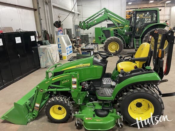 Image of John Deere 2025R Primary image