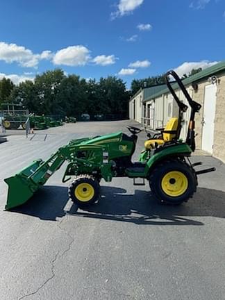 Image of John Deere 2025R equipment image 3