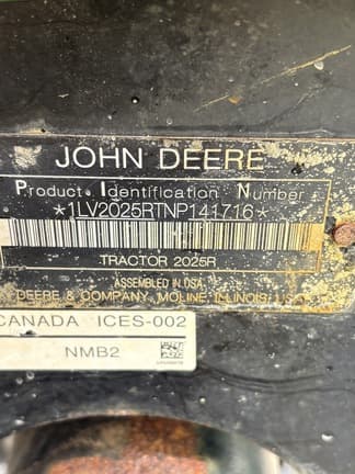 Image of John Deere 2025R equipment image 2