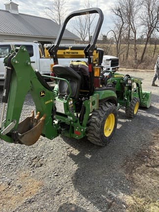 Image of John Deere 2025R equipment image 3