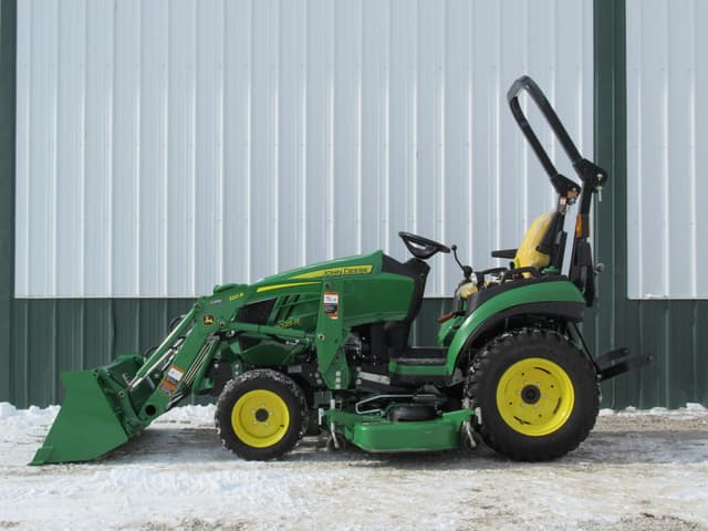 Image of John Deere 2025R equipment image 2