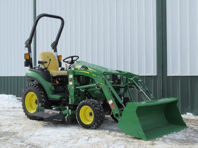 Image of John Deere 2025R equipment image 1