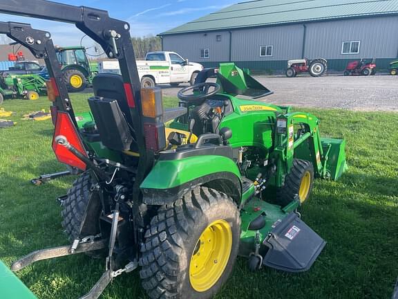 Image of John Deere 2025R equipment image 3