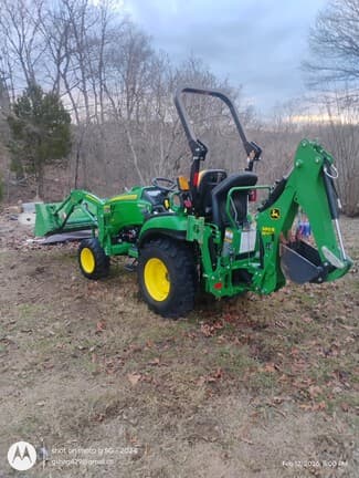 Image of John Deere 2025R equipment image 4