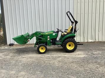 Main image John Deere 2025R