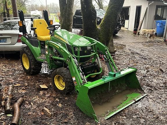 Image of John Deere 2025R equipment image 3