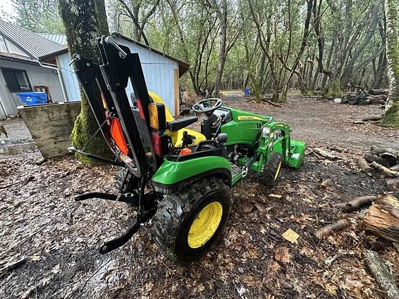 Image of John Deere 2025R equipment image 2