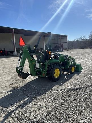 Image of John Deere 2025R equipment image 4