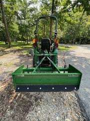 Image of John Deere 2025R equipment image 2